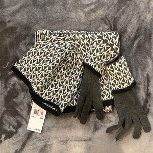 Michael Kors hat scarf and gloves set